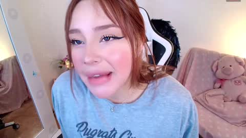 Snapshot of nicolthompsonn chatting on 01.25.25 Nicol online show from 01.25.25