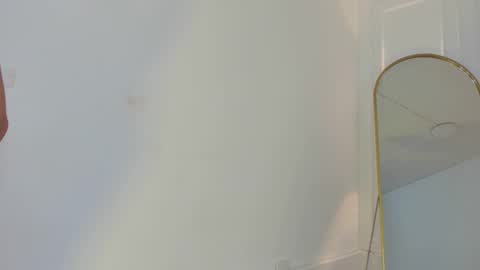 Nicol online show from 02.14.26