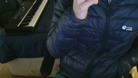 Julian online show from 12.02.24