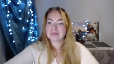 nightlaura online show from 12.28.24