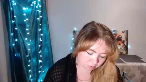 nightlaura online show from 12.29.24
