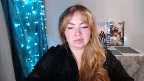 nightlaura online show from 01.06.25