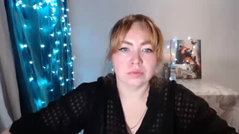 nightlaura online show from 01.08.25