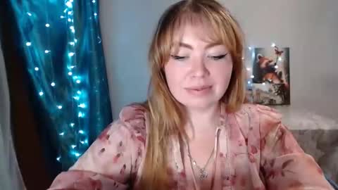 nightlaura online show from 01.11.25