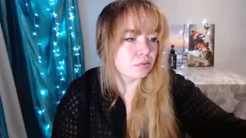 nightlaura online show from 01.14.25