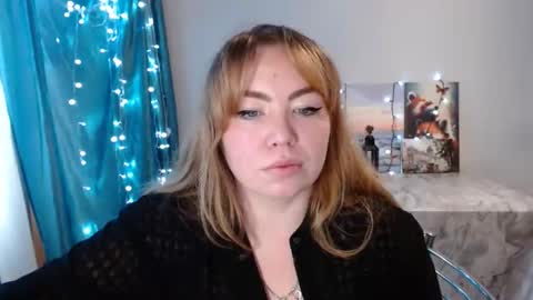 nightlaura online show from 01.14.25