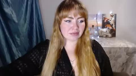 nightlaura online show from 01.17.25