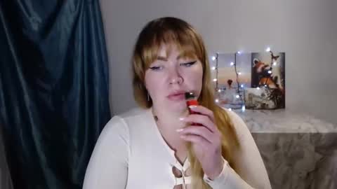 nightlaura online show from 01.18.25