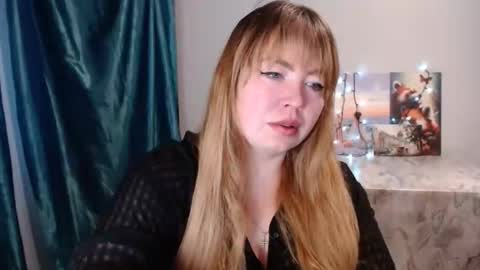 nightlaura online show from 01.26.25