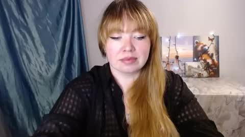 nightlaura online show from 01.27.25