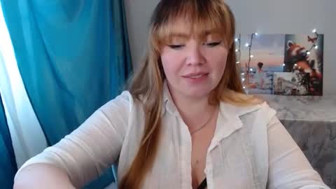 nightlaura online show from 02.05.25