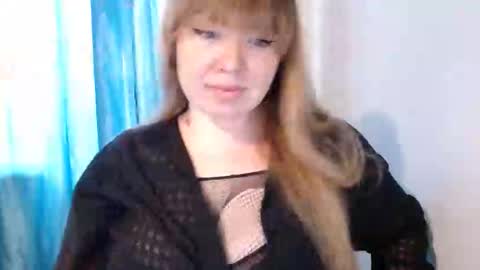 nightlaura online show from 02.13.25