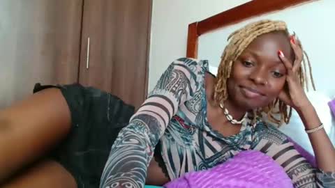 Snapshot of nightnurse2030 chatting on 10.09.25 nightnurse2030 online show from 10.09.25