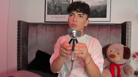 Snapshot of niick_twink chatting on 09.13.25 niick_twink online show from 09.13.25