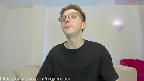 Snapshot of niico_18 chatting on 01.13.25 Nicolas Mucci online show from 01.13.25