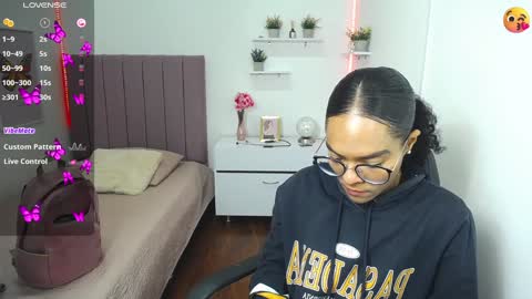          online show from 12.12.24