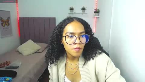          online show from 03.05.25