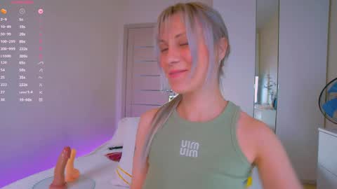 Snapshot of nika_bloom chatting on 05.13.26 Nika Bloom online show from 05.13.26