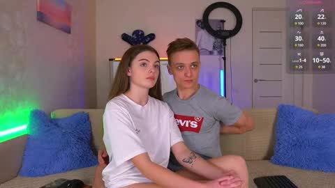 Nika and Niki online show from 03.12.25