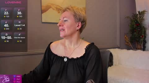 Nika online show from 01.11.25