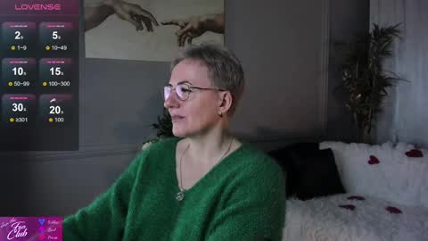 Nika online show from 02.14.25