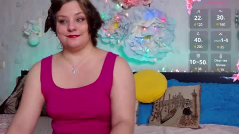 LovellyNika online show from 01.27.25