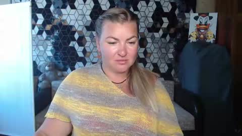Snapshot of nikaskylink chatting on 06.28.26 Nika online show from 06.28.26