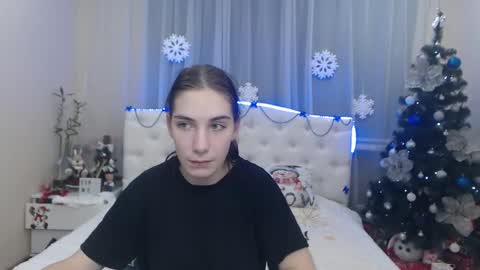 nikastarkk online show from 12.04.24