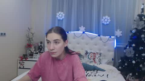 nikastarkk online show from 12.10.24