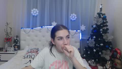 nikastarkk online show from 12.14.24
