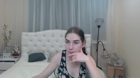 nikastarkk online show from 01.26.25