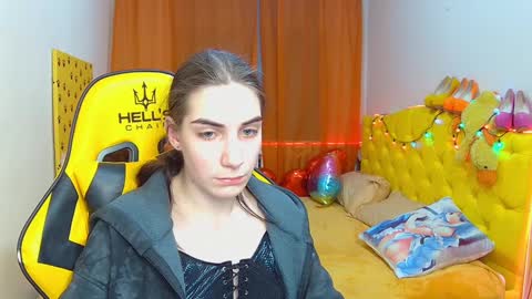 nikastarkk online show from 02.27.25