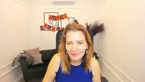 Snapshot of nikastraitlive chatting on 10.19.25 nikastraitlive online show from 10.19.25