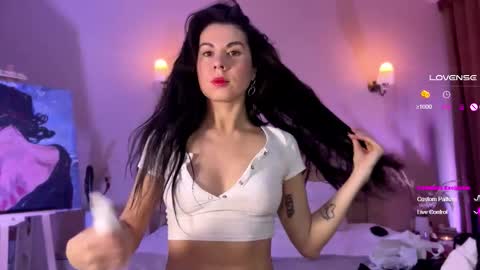 Nika online show from 11.17.25