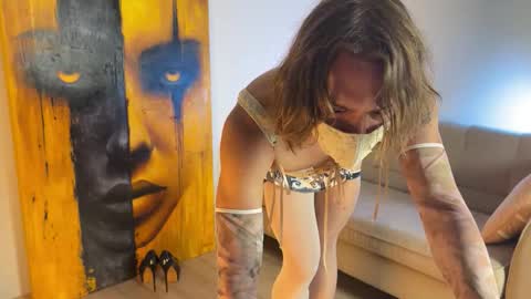 Snapshot of nikibabycd chatting on 03.19.26 NIKI online show from 03.19.26