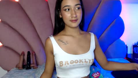    online show from 01.04.25