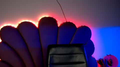    online show from 01.09.25