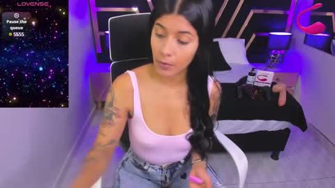 Snapshot of nikibryce_ chatting on 12.07.24 Niki online show from 12.07.24