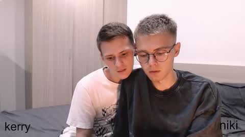 Snapshot of nikikerry_cum_ chatting on 10.07.25 nikikerry_cum_ online show from 10.07.25