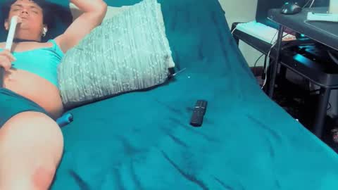 nikkelsofia online show from 02.06.26