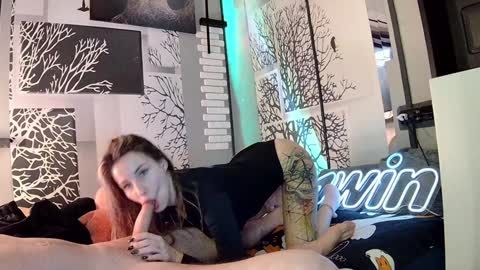 nikki7377 online show from 12.14.24