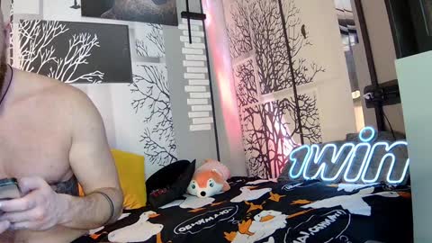 nikki7377 online show from 12.20.24