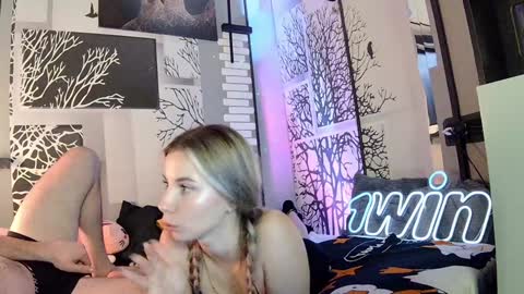 nikki7377 online show from 12.21.24