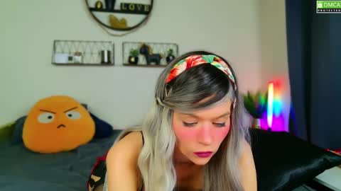 Kitty Chatte online show from 12.15.24