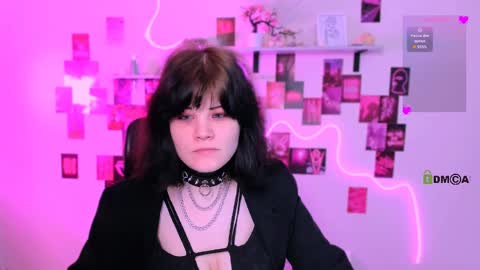 Snapshot of nikki_kiss_ chatting on 04.23.26 nikki_kiss_ online show from 04.23.26