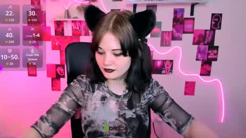 Snapshot of nikki_kiss_ chatting on 05.22.26 nikki_kiss_ online show from 05.22.26