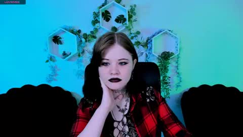 nikki_kiss_ online show from 06.15.26