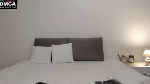 Snapshot of nikki_maks chatting on 02.24.25 The next broadcast will be on at 900 UTC3 online show from 02.24.25