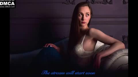 Snapshot of nikki_maks chatting on 10.16.25 The next broadcast will be on at 900 UTC3 online show from 10.16.25