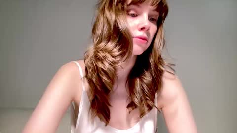 Nikki online show from 11.16.25